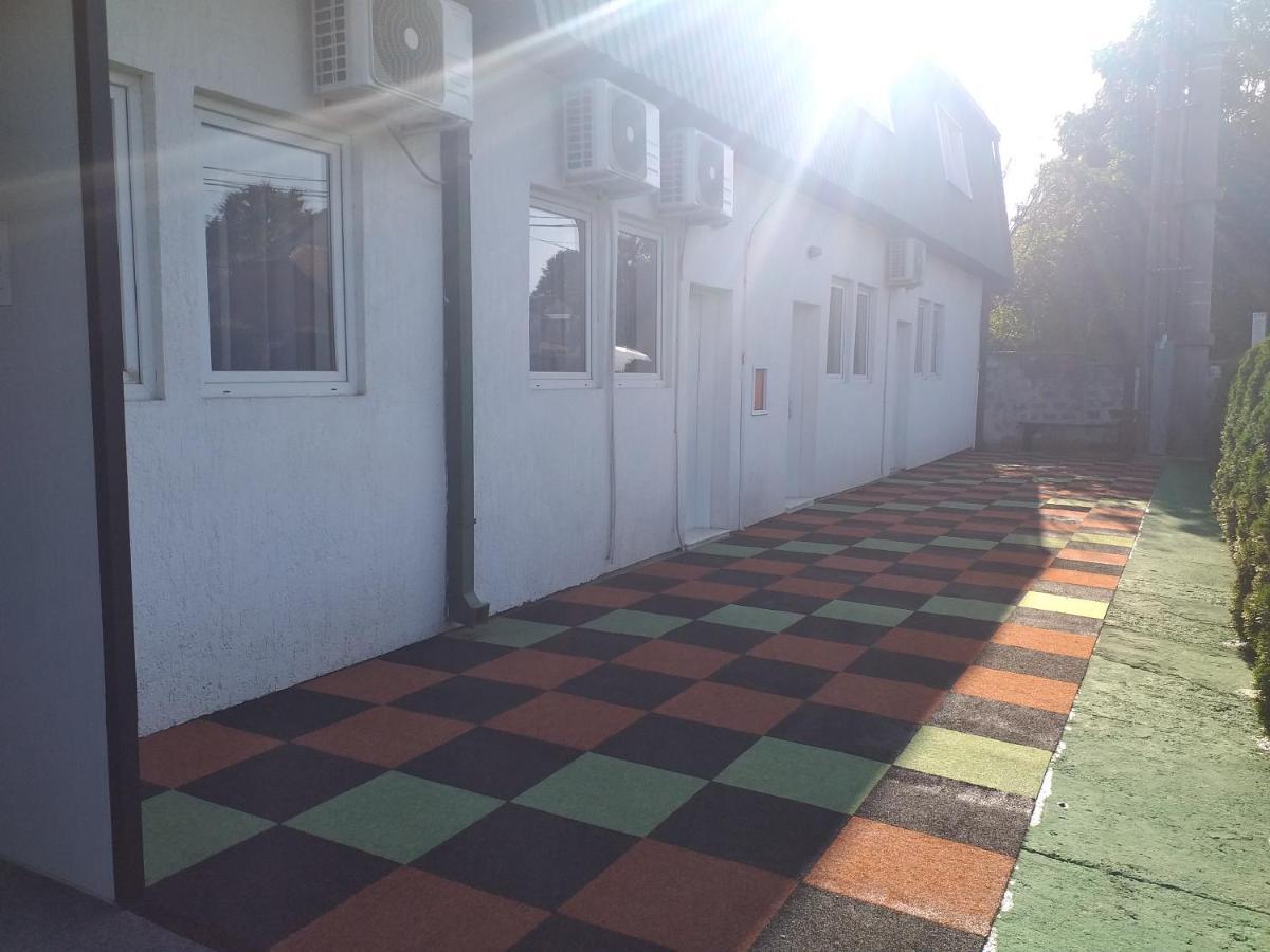 Enka Apartmani Belgrado Exterior foto