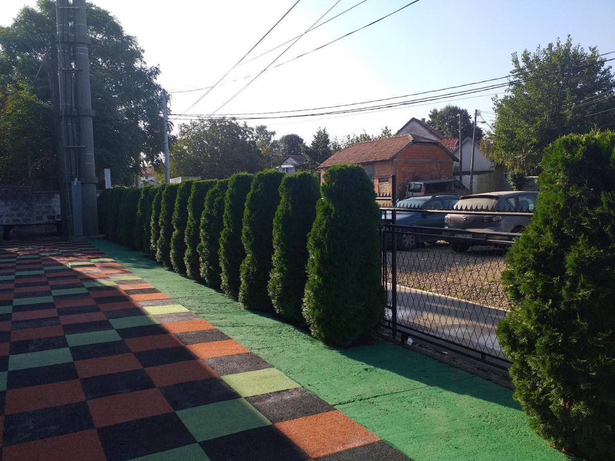 Enka Apartmani Belgrado Exterior foto
