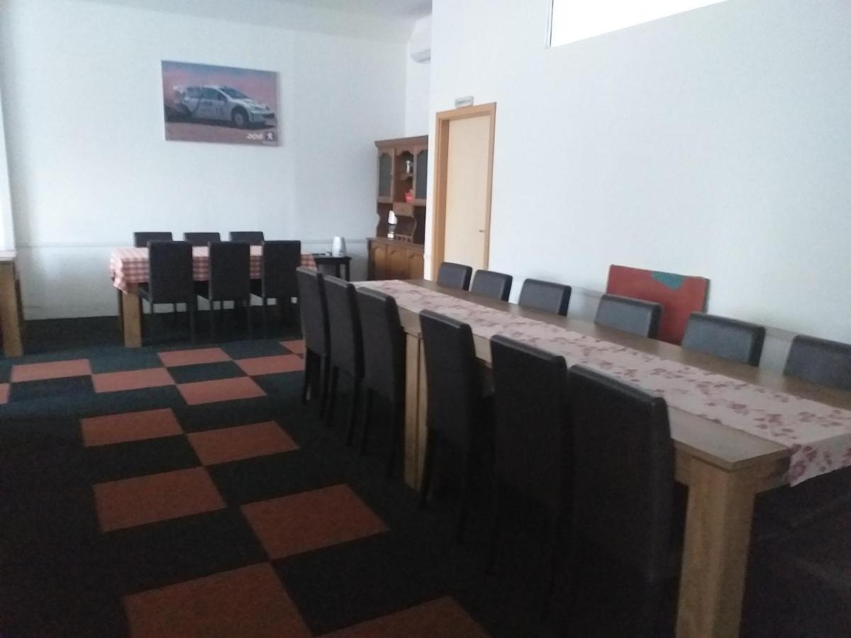 Enka Apartmani Belgrado Exterior foto