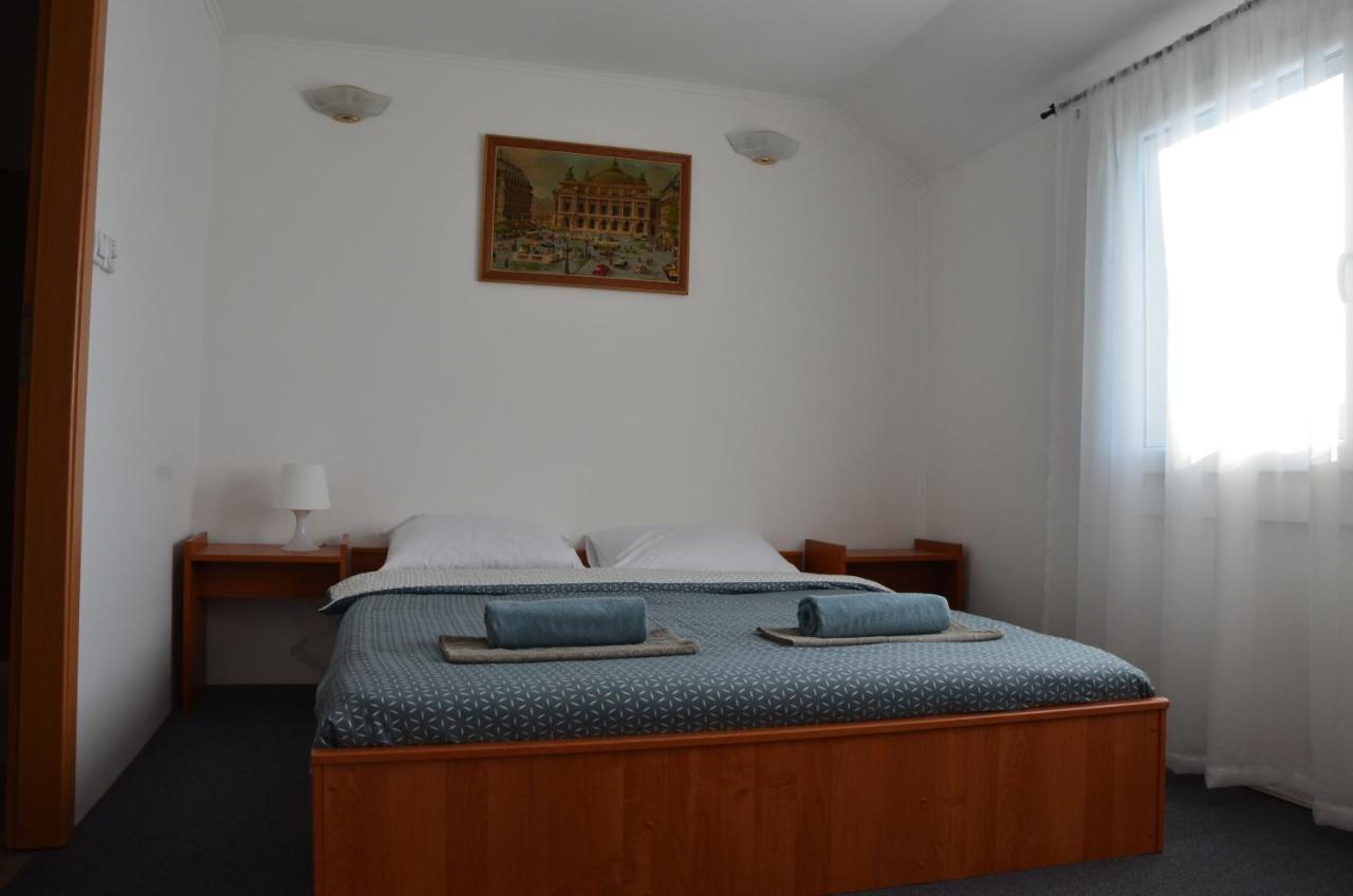 Enka Apartmani Belgrado Exterior foto