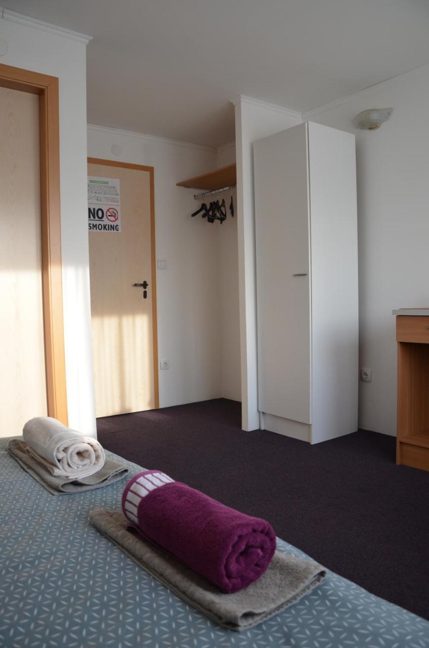 Enka Apartmani Belgrado Exterior foto